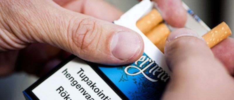 Tupakan hinta vuonna 2022 taustakuva